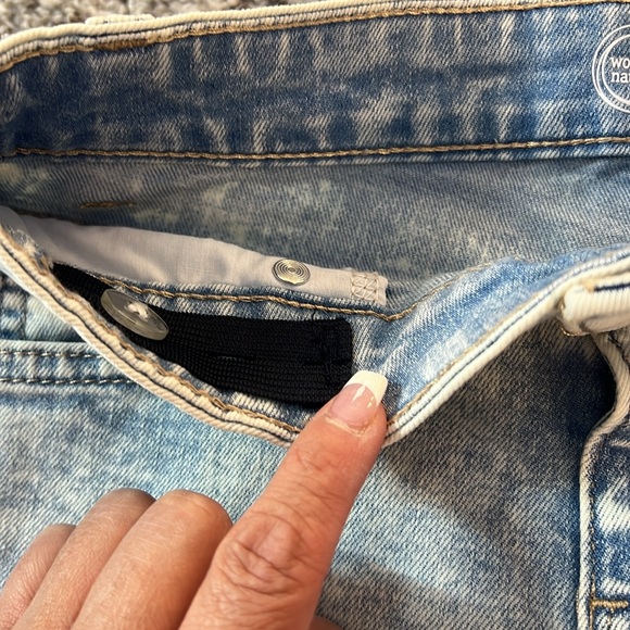 Bermuda shorts - Picture 9 of 16